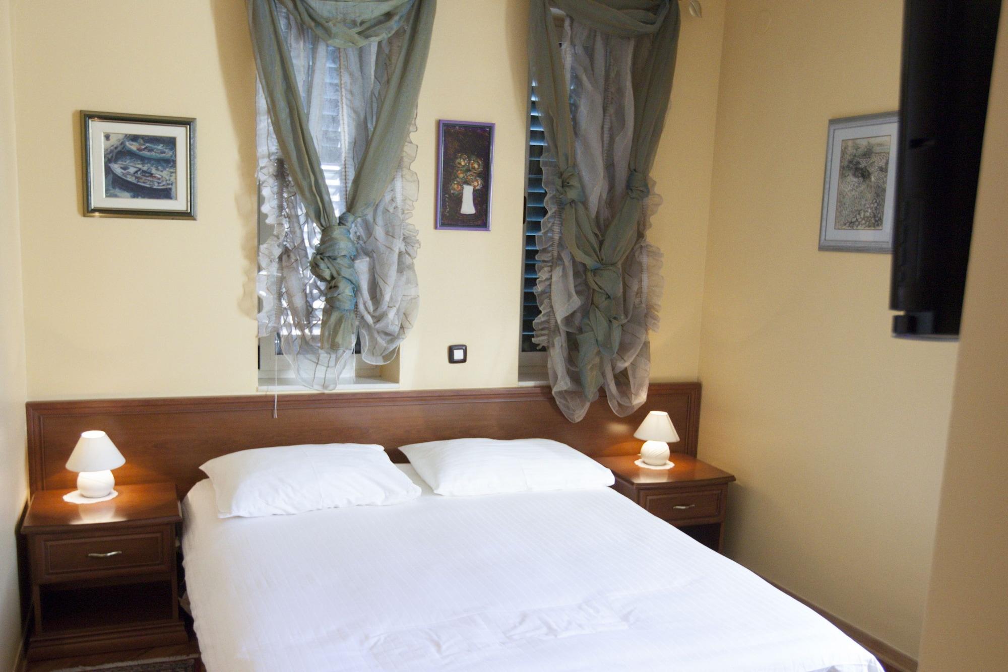 Plr Luxury Rooms Split Exterior photo
