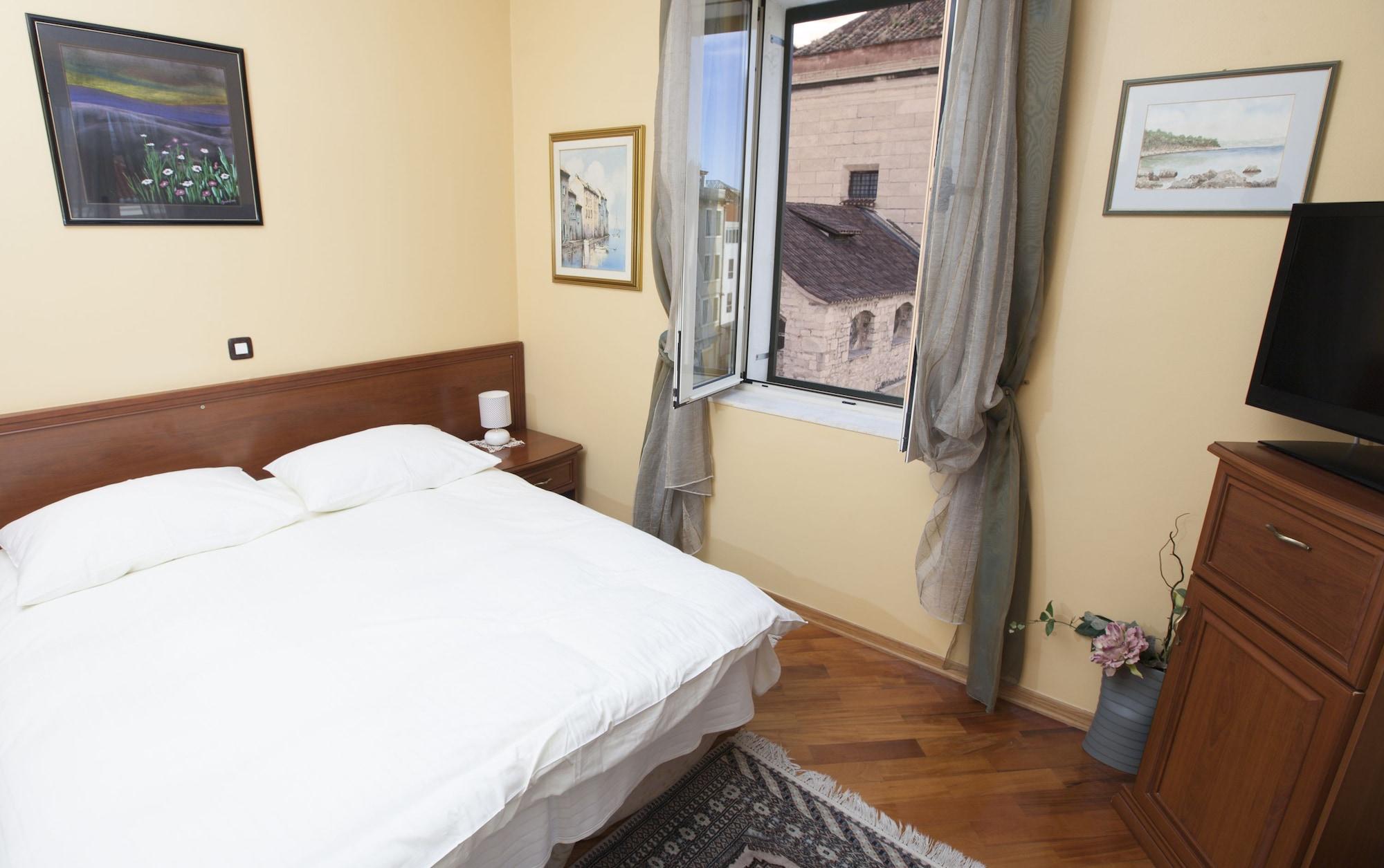 Plr Luxury Rooms Split Exterior photo