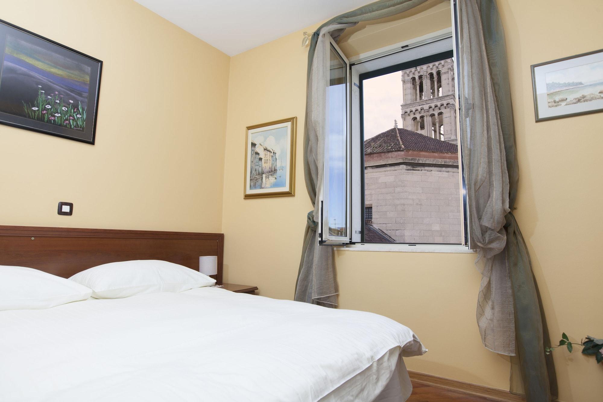 Plr Luxury Rooms Split Exterior photo