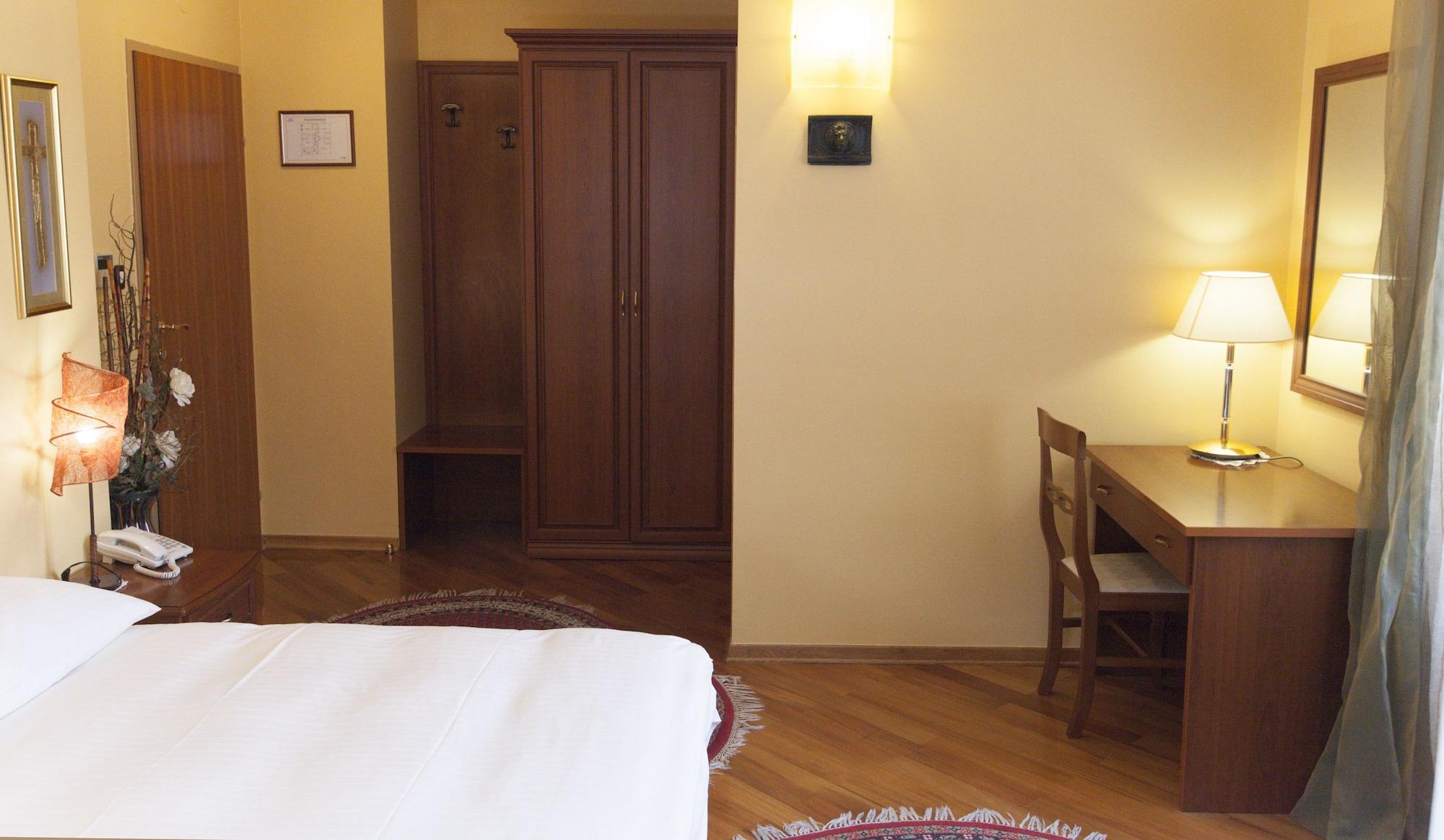 Plr Luxury Rooms Split Exterior photo