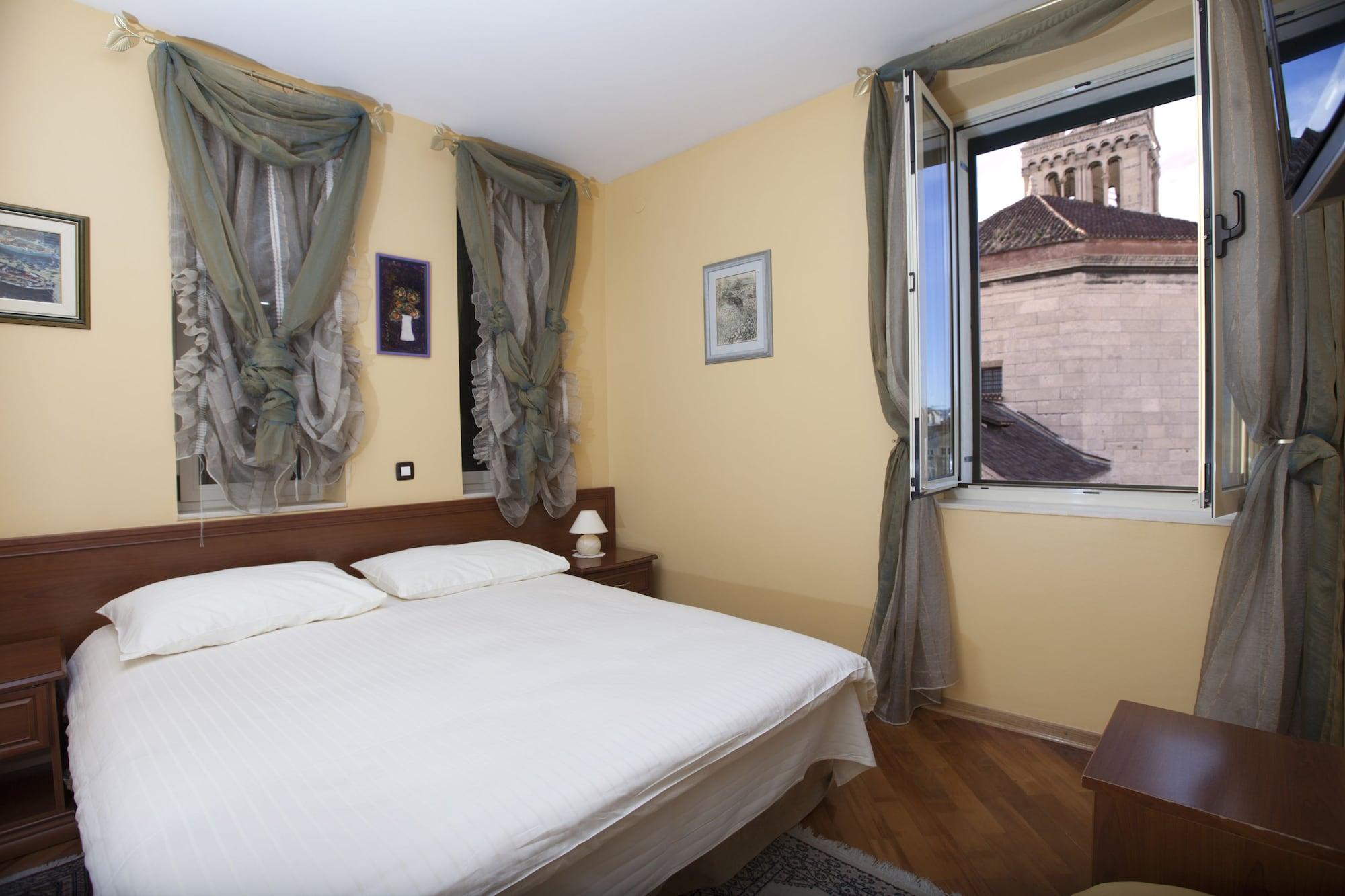 Plr Luxury Rooms Split Exterior photo