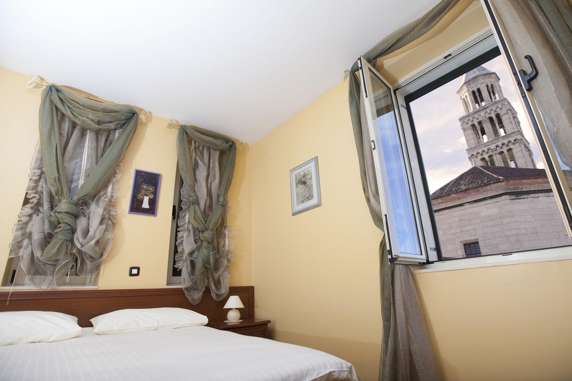 Plr Luxury Rooms Split Exterior photo