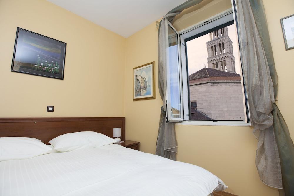 Plr Luxury Rooms Split Exterior photo