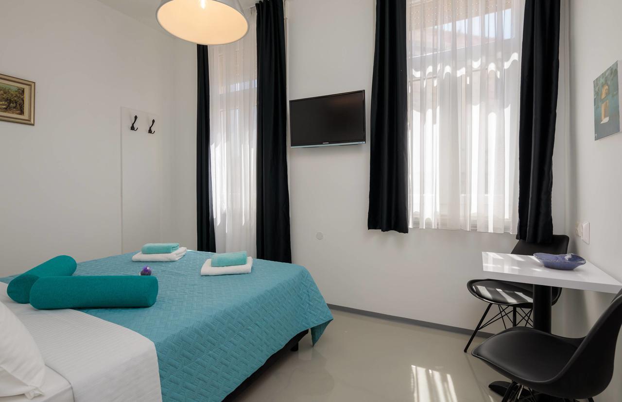 Plr Luxury Rooms Split Exterior photo